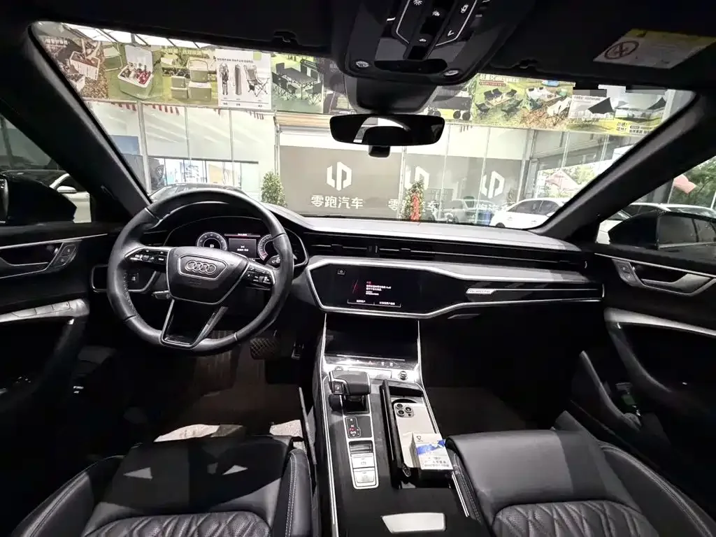Audi Audi A6L 2025 45 TFSI quattro Premium Sport — Фото автомобиля 5