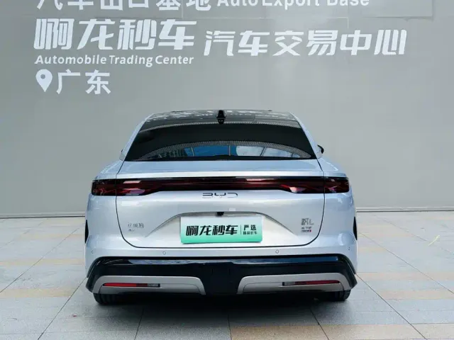 BYD Han L — Фото автомобиля 5