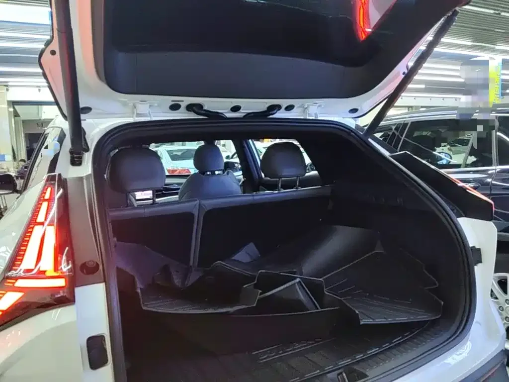 Geely Boyue 2026 Model 1.5TD Aspiration — Фото автомобиля 18