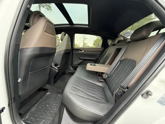 Changan Eado — Фото автомобиля 11
