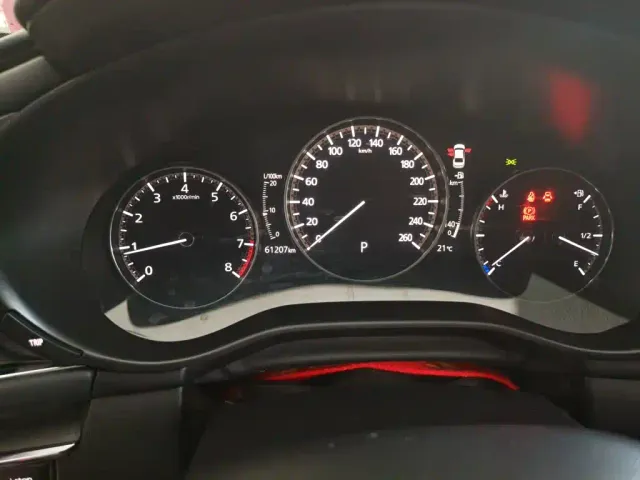 Mazda Axela — Фото автомобиля 4