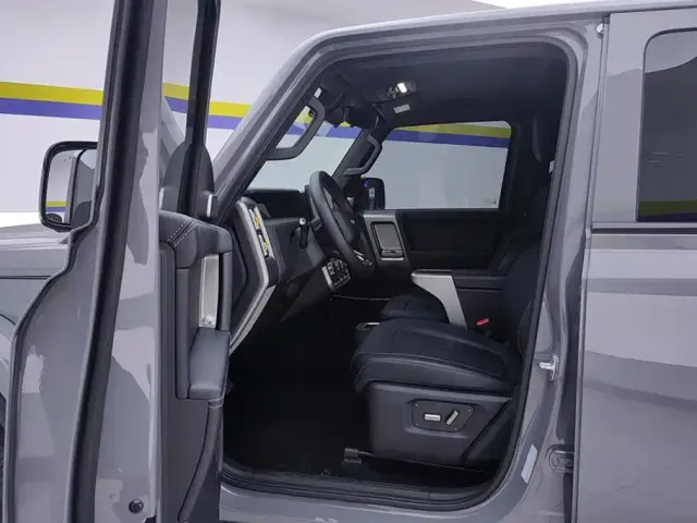 iCAR V23 — Фото автомобиля 9