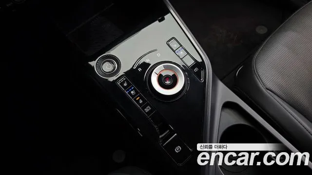 Kia Niro — Фото автомобиля 9