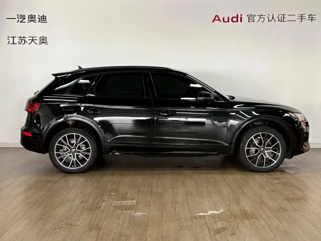 Audi Q5L — Фото автомобиля 3