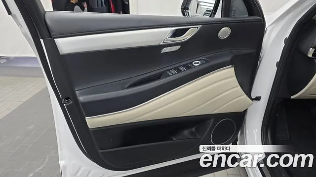 Genesis GV80 — Фото автомобиля 13