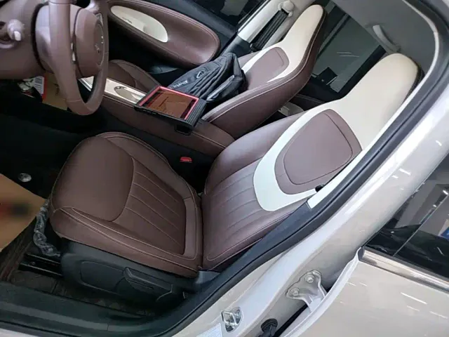 Wuling Bingo — Фото автомобиля 14