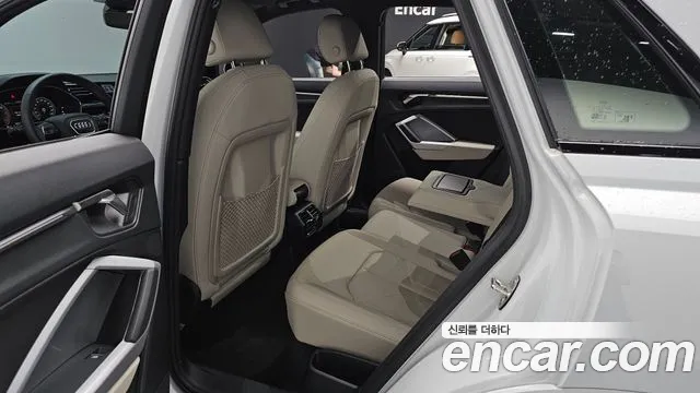 Audi Q3 35 TDI Premium — Фото автомобиля 11