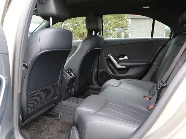 Mercedes-Benz A-Class — Фото автомобиля 15