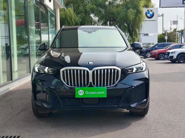 BMW X5 — Фото автомобиля 2