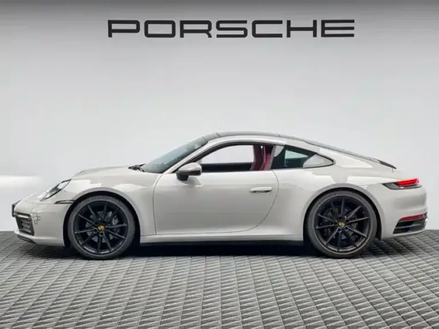 Porsche 911 — Фото автомобиля 6