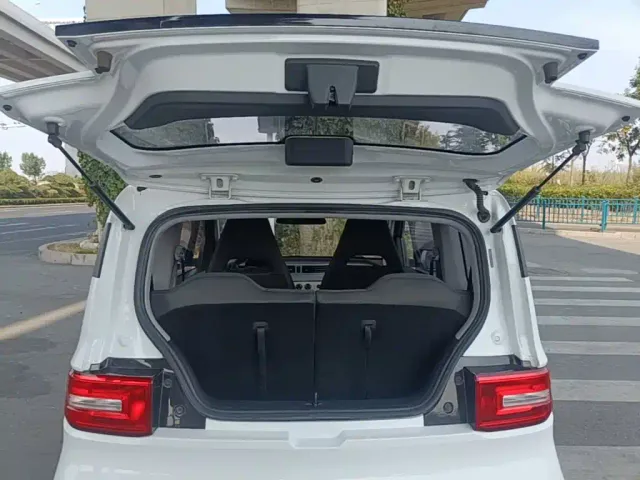 Wuling Hongguang Mini EV — Фото автомобиля 18