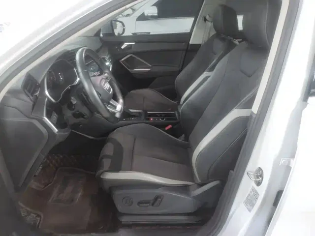 Audi Q3 — Фото автомобиля 14