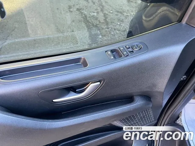 Hyundai Staria Staria Карго 5 мест — Фото автомобиля 13