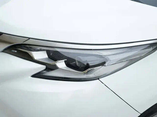 Toyota Sienna — Фото автомобиля 14