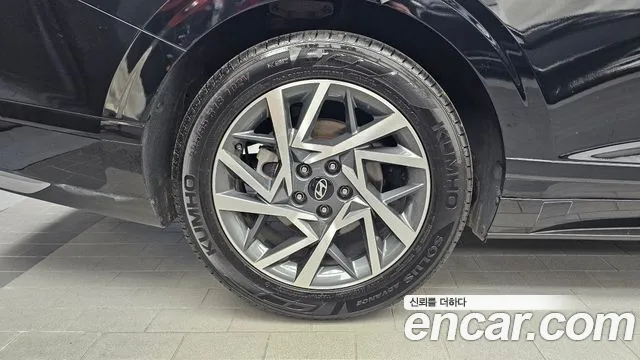 Hyundai Grandeur GN7 — Фото автомобиля 5