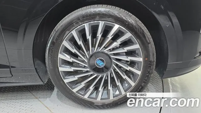 Hyundai Grandeur — Фото автомобиля 18