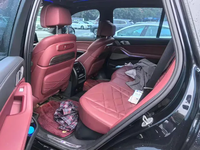 BMW X5 — Фото автомобиля 6
