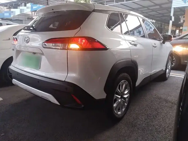 Toyota Corolla Cross — Фото автомобиля 6