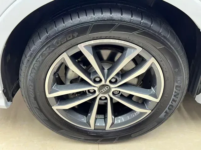 Audi Q3 — Фото автомобиля 23