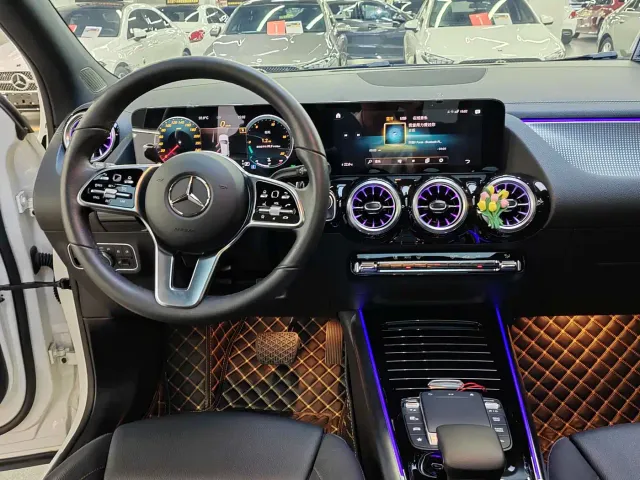 Mercedes-Benz GLA-Class — Фото автомобиля 13