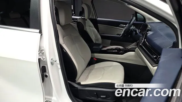 Kia Sportage Sportage 5-е поколение Бензин 1.6 турбо 2WD — Фото автомобиля 11
