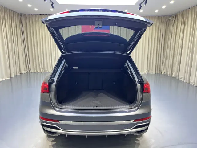 Audi Q3 — Фото автомобиля 16