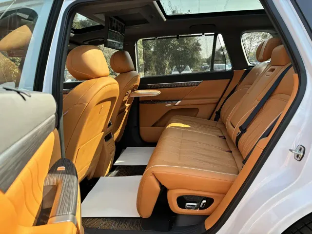 Dongfeng eπ 008 — Фото автомобиля 19