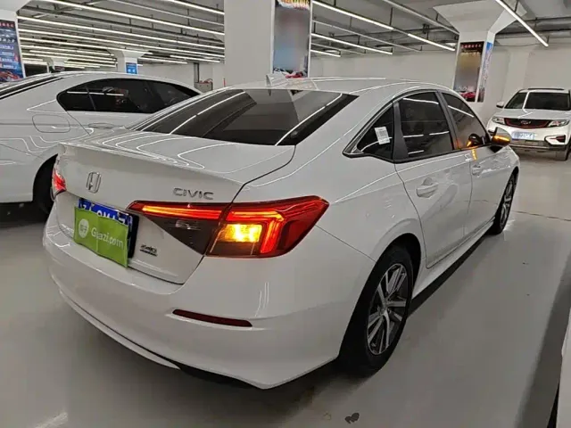 Honda Civic — Фото автомобиля 6