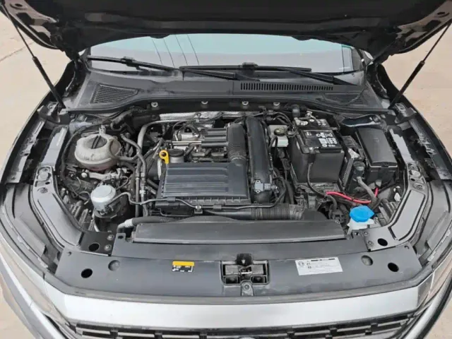 Volkswagen Passat — Фото автомобиля 19