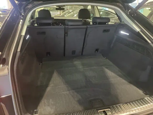 Audi Audi Q8 2024 55 TFSI Luxury Sport — Фото автомобиля 10