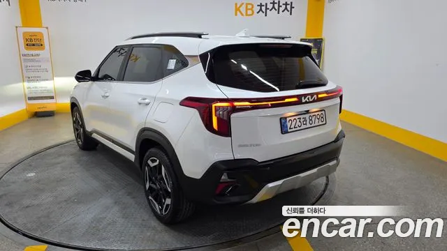 Kia Seltos Новый Seltos Бензин 2.0 2WD — Фото автомобиля 2