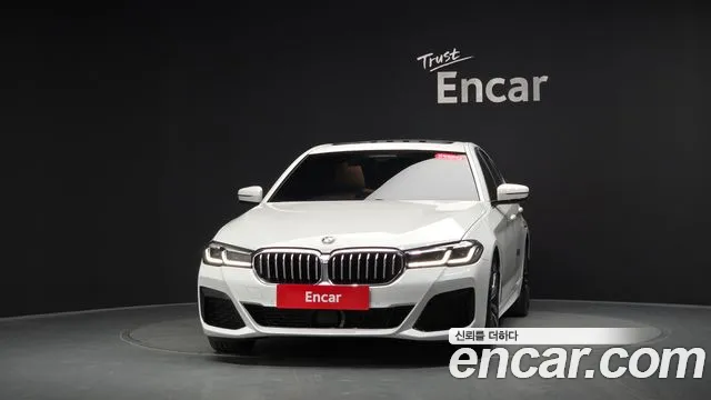 BMW 5 Series G30 — Фото автомобиля 3