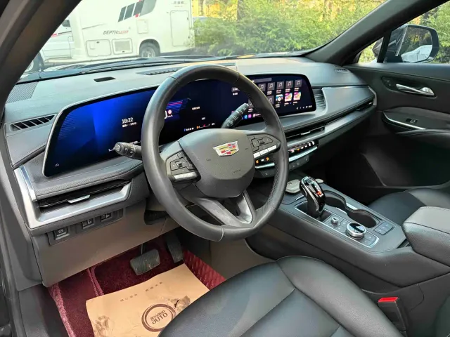 Cadillac XT4 — Фото автомобиля 6