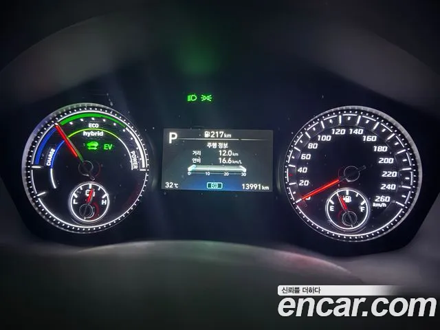 Hyundai Santafe — Фото автомобиля 8