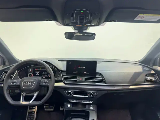 Audi Q5L — Фото автомобиля 7