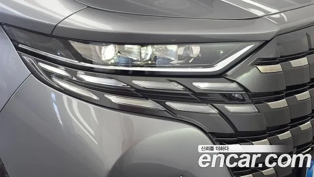 Toyota Alphard Generation 4 — Фото автомобиля 22