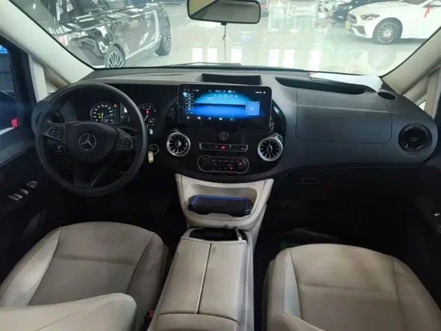 Mercedes-Benz Vito — Фото автомобиля 9