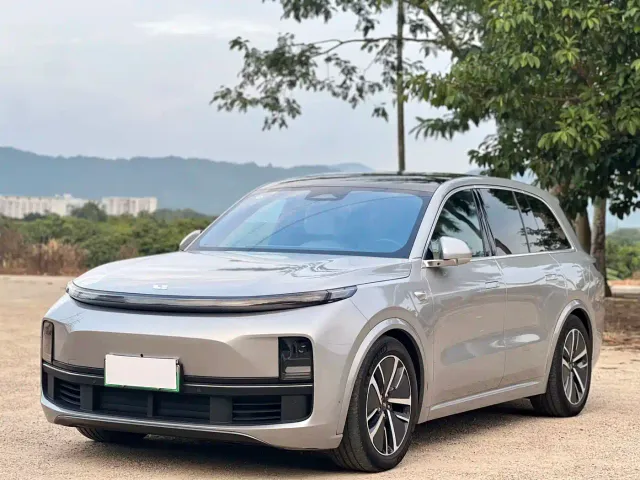 Фотография автомобиля — Li Auto L8