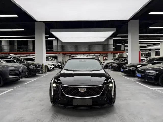Cadillac CT5 — Фото автомобиля 2