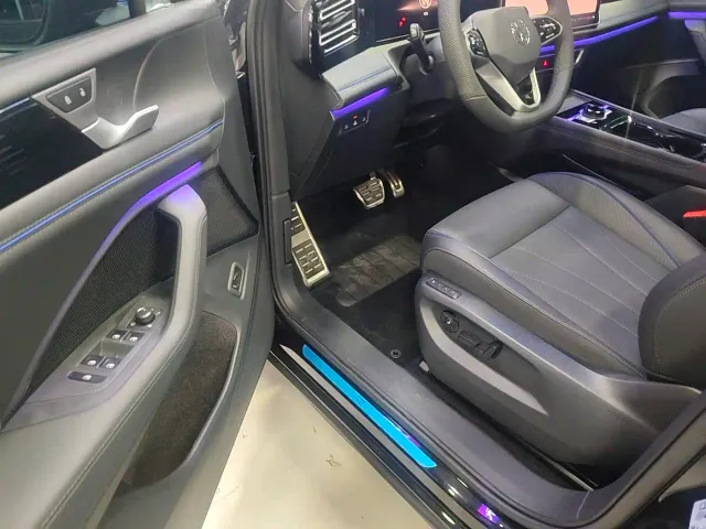 Volkswagen Tiguan L — Фото автомобиля 4
