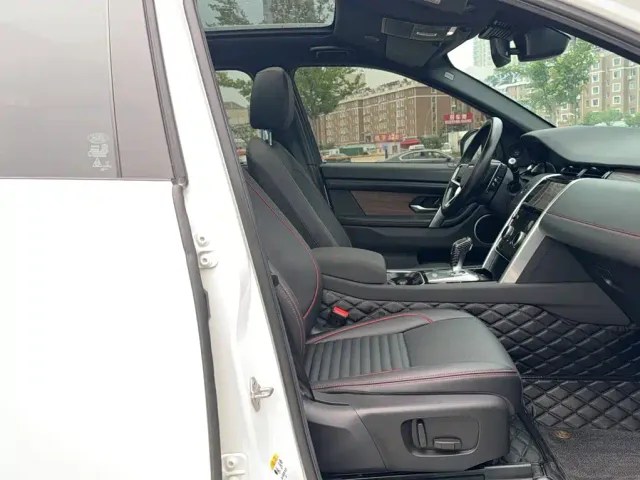 Land Rover Discovery Sport — Фото автомобиля 6