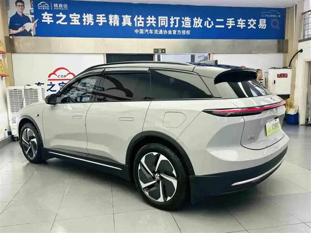 Nio ES6 — Фото автомобиля 8