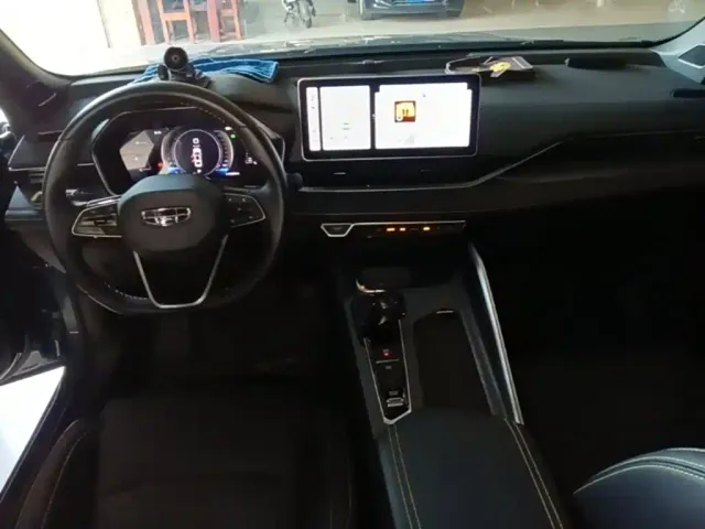 Geely Xingrui — Фото автомобиля 9