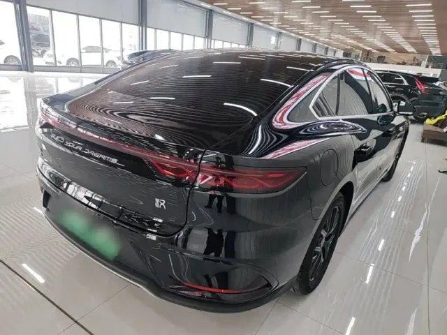 BYD Han — Фото автомобиля 6