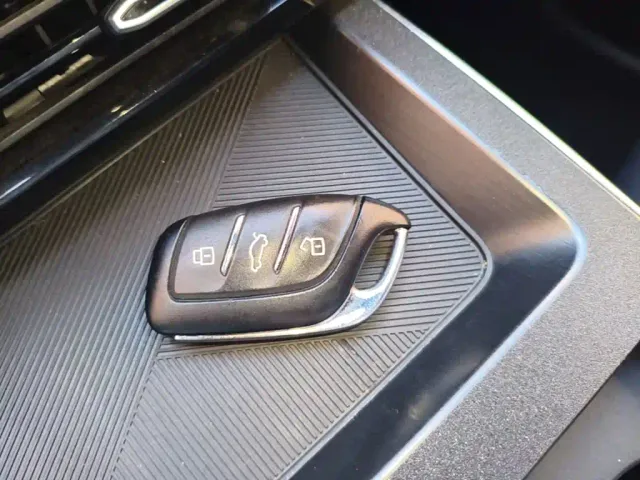 Roewe RX5 eMAX — Фото автомобиля 8