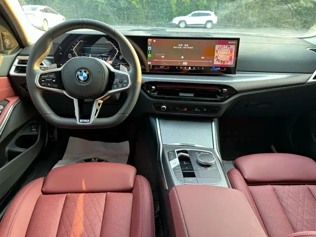 BMW 3 Series — Фото автомобиля 5