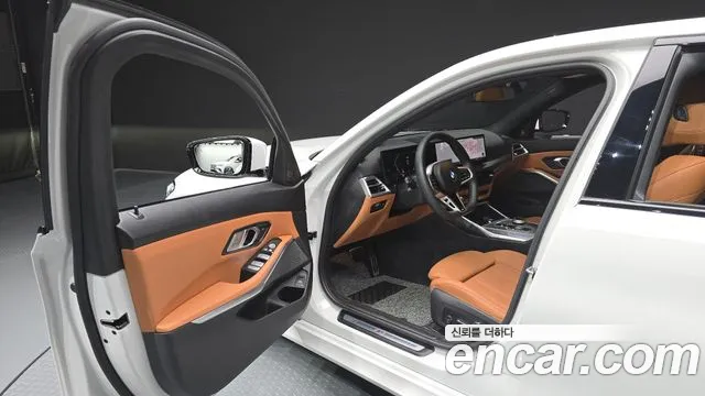 BMW 3-Series 3 серия (G20) 320i M Sport — Фото автомобиля 10