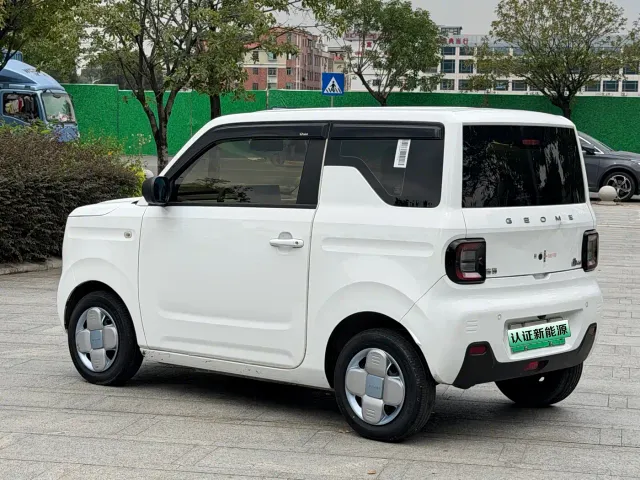 Geely Panda — Фото автомобиля 17