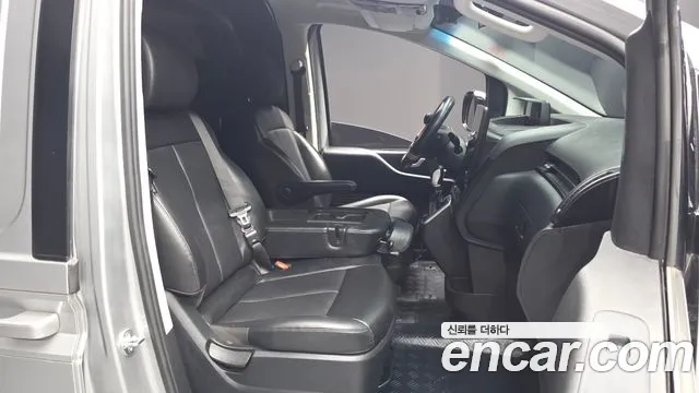 Hyundai Staria — Фото автомобиля 16
