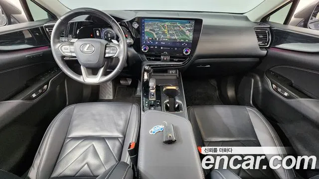 Lexus NX — Фото автомобиля 7